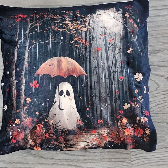 Halloween Decorative Throw Pillow Covers Ghost Forest Fall Leaves Zip Closure - Picture 8 of 8